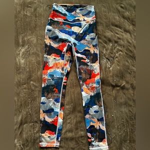 Fabletics Anywhere Motion365® Ultra High-Waisted 7/8 Legging